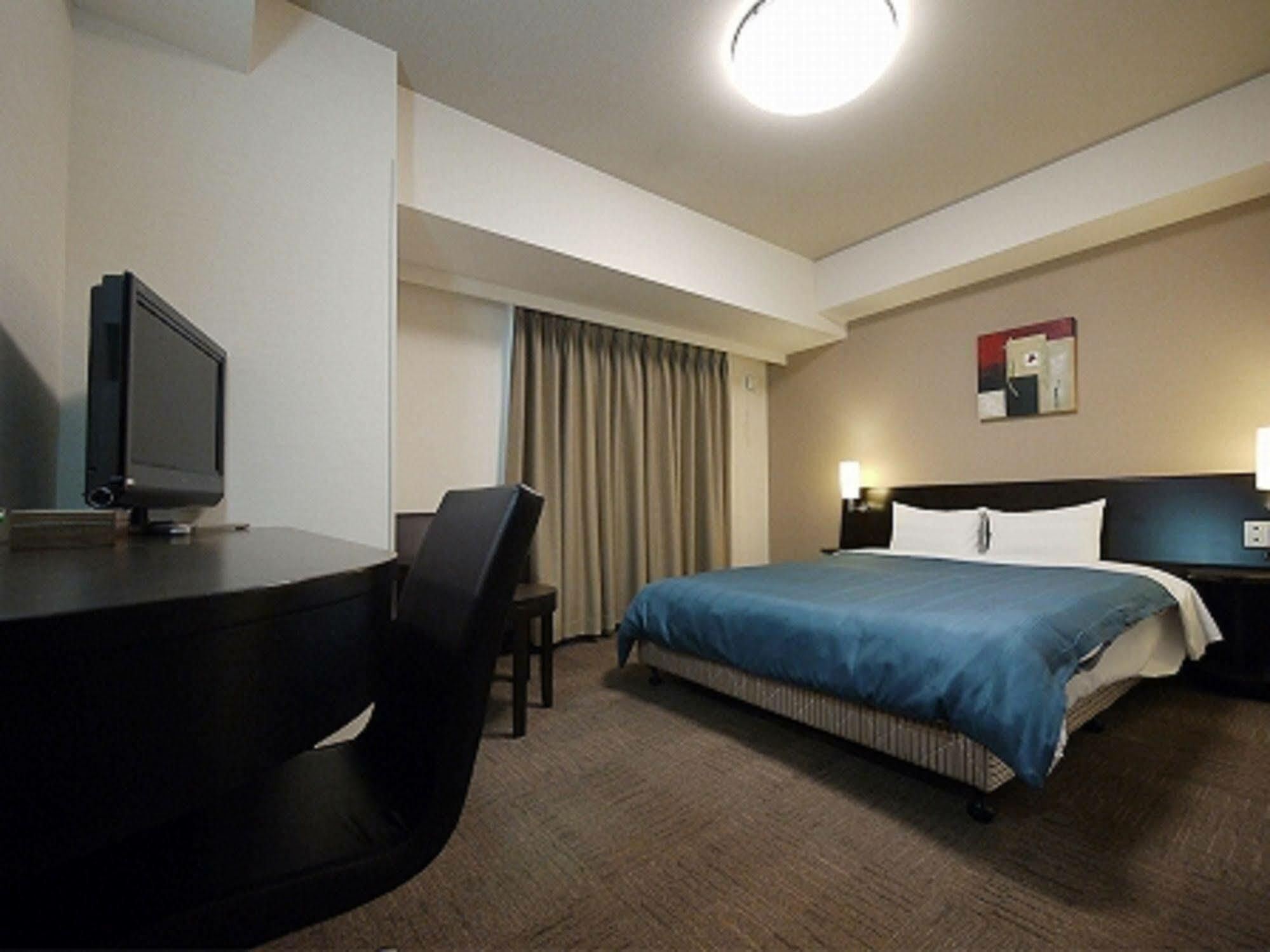 Hotel Route-Inn Ashikaga Ekimae Экстерьер фото