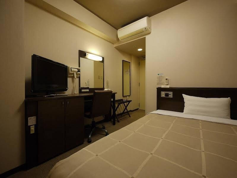 Hotel Route-Inn Ashikaga Ekimae Экстерьер фото